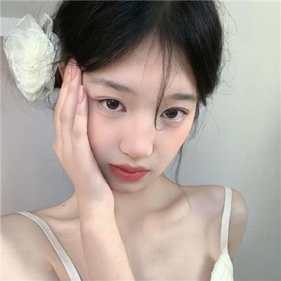 黄文秀